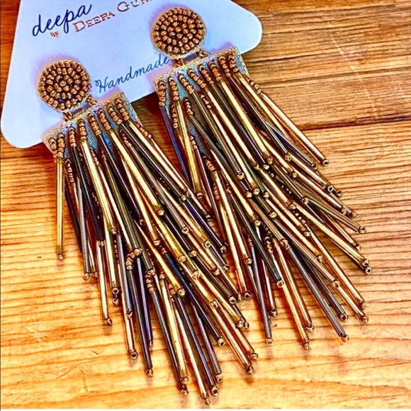 🌺🎉HP🎉🌺 NWT Deepa Beaded Gold Statement Earrings - Picture 2 of 16